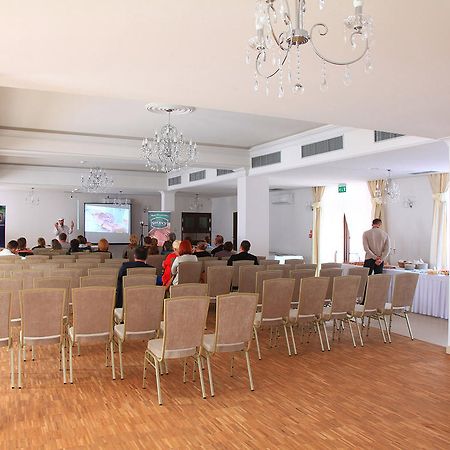 Hotel Camelot Szczawno-Zdroj Exterior foto